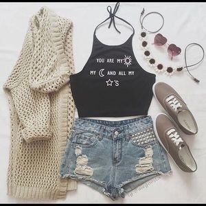 Black Graphic Crop Top